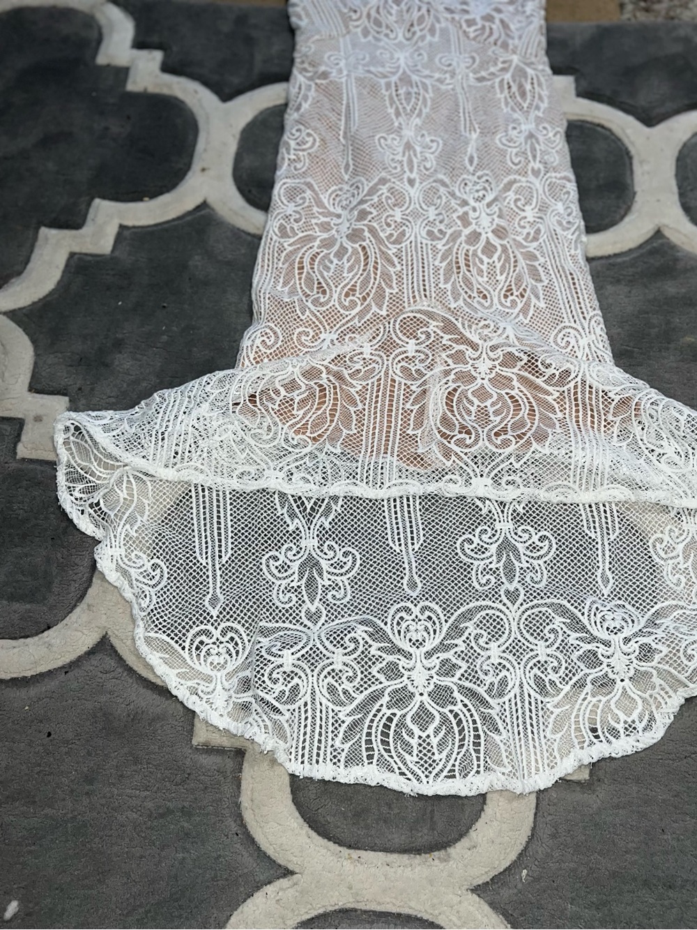 Windsor White Lace High-Low Spaghetti Strap Dress - Picture 7 of 8